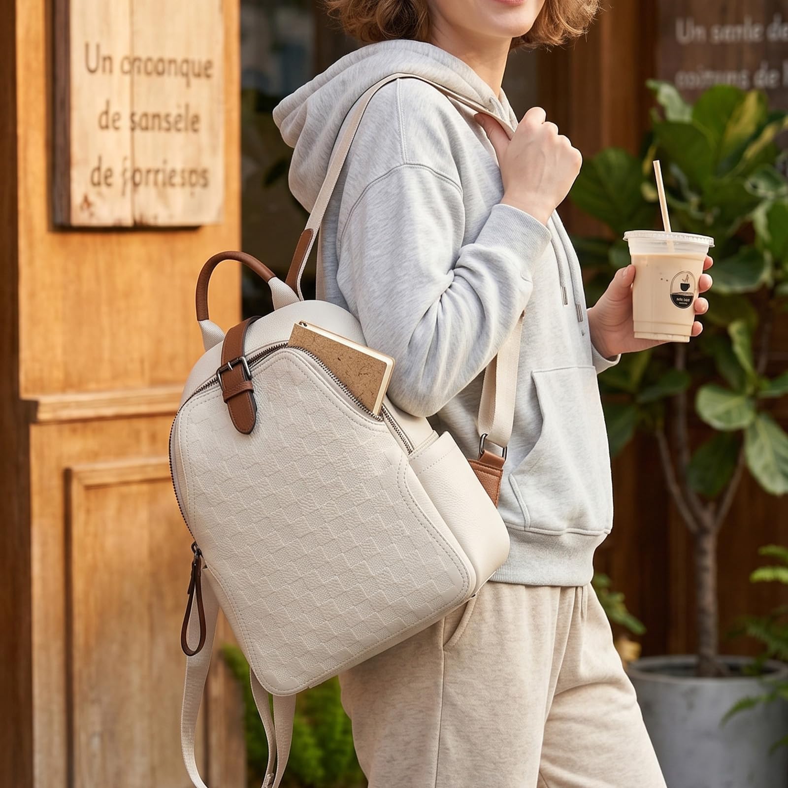 Leather Work Womens Backpack - Kadınlar için Kabartmalı Kareli PU Deri